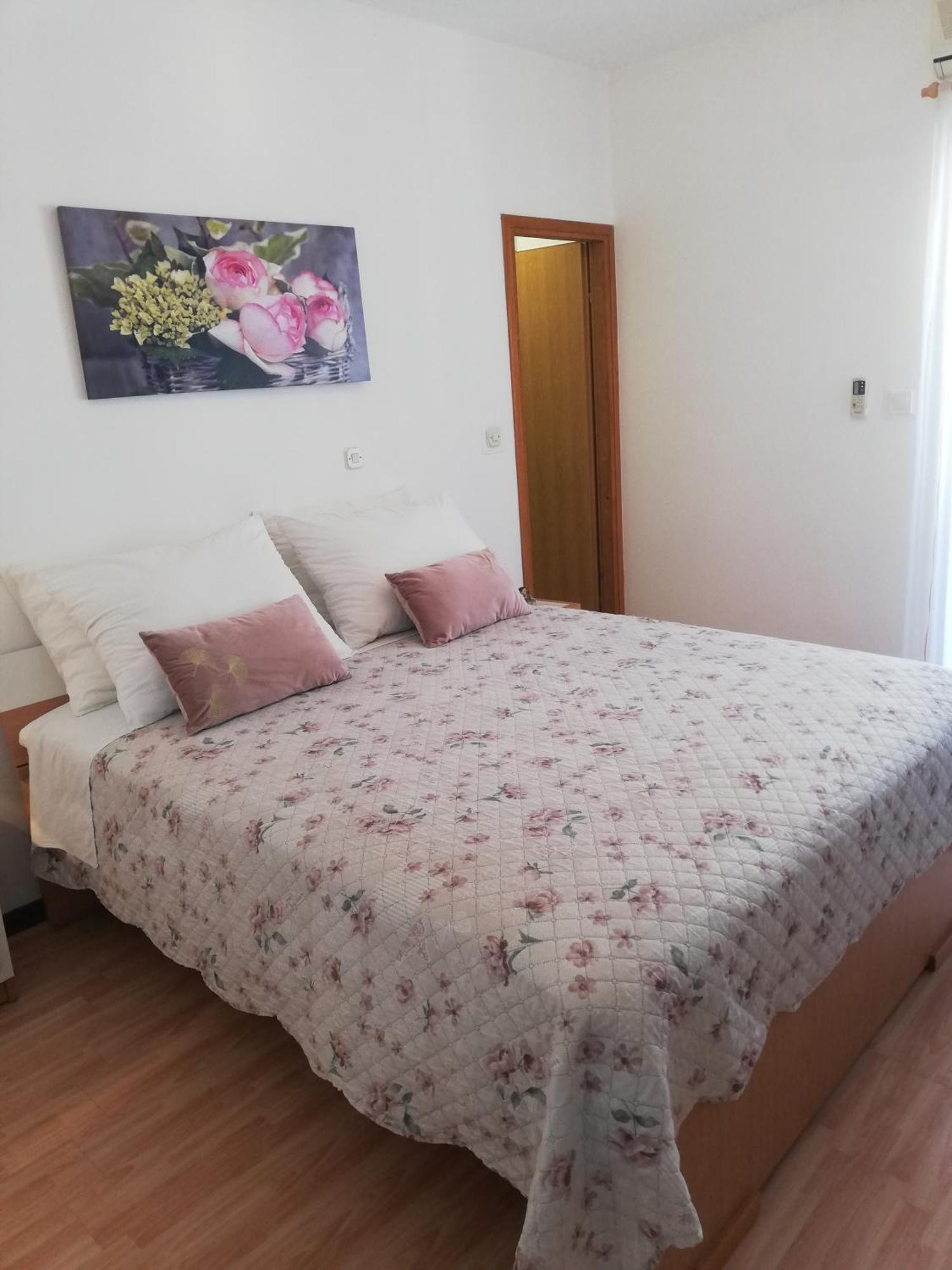 Apartments Jure Miljak Podstrana Exterior photo